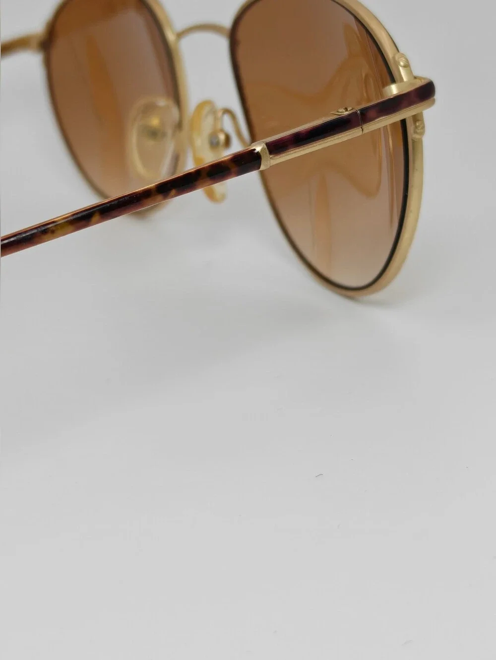 Carrera. 4913. 42. Men's Gold Frame Sunglasses with Brown Lenses. Made In Japan.